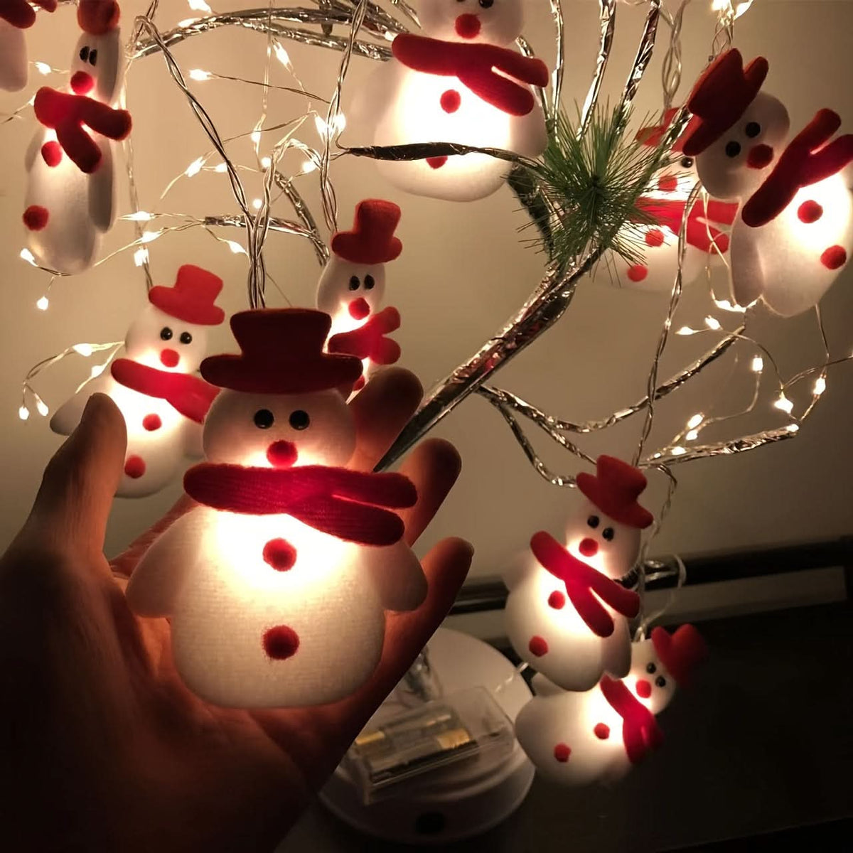 10 Luzes de Corda de Boneco de Neve LED - Aparência Vermelho e Branco / Cor de luz quente